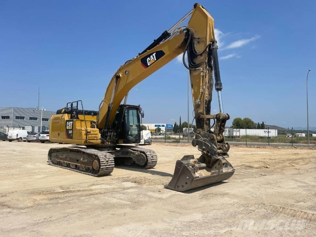 CAT 330 FLN Gravemaskiner på larvebånd