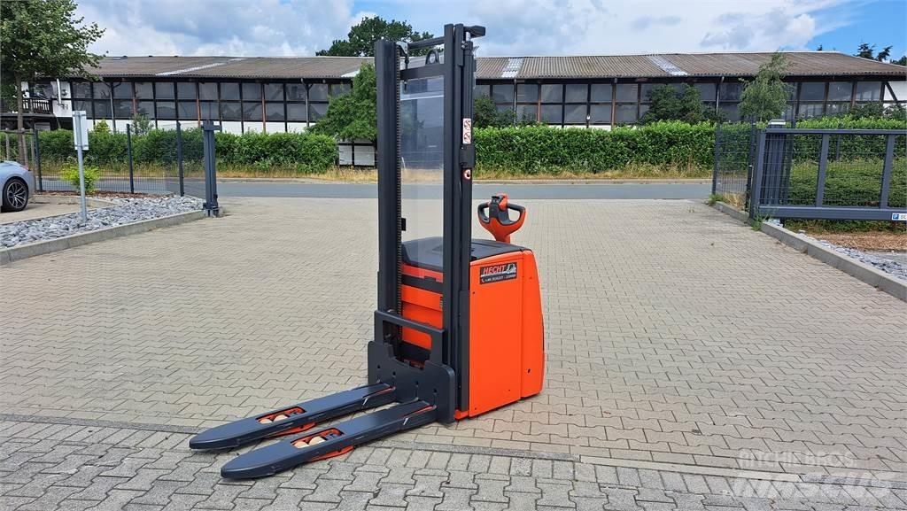 Linde L16i Gaffelstabler med gående fører