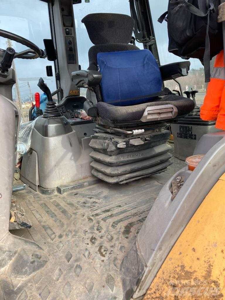JCB 3 CX CONTRACTOR Rendegravere