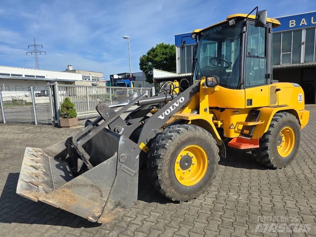 Volvo L 30 G Læssemaskiner på hjul