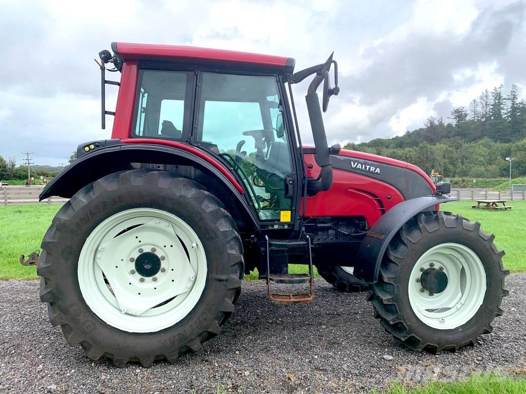 Valtra N101 Tractor Skovbrugstraktorer
