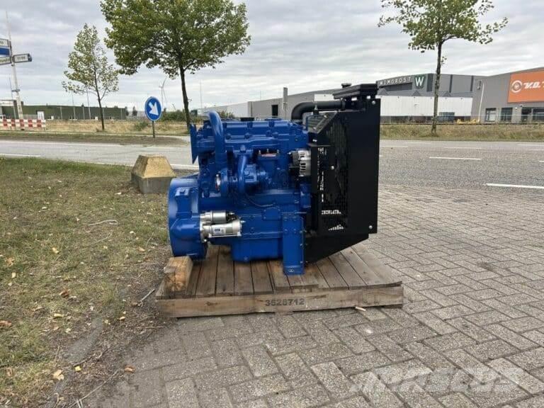 Perkins 3054 Motorer