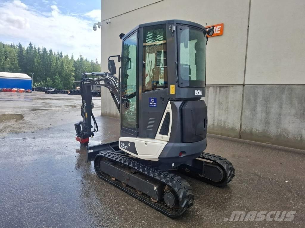 ECM 25 ZT Minigravemaskiner