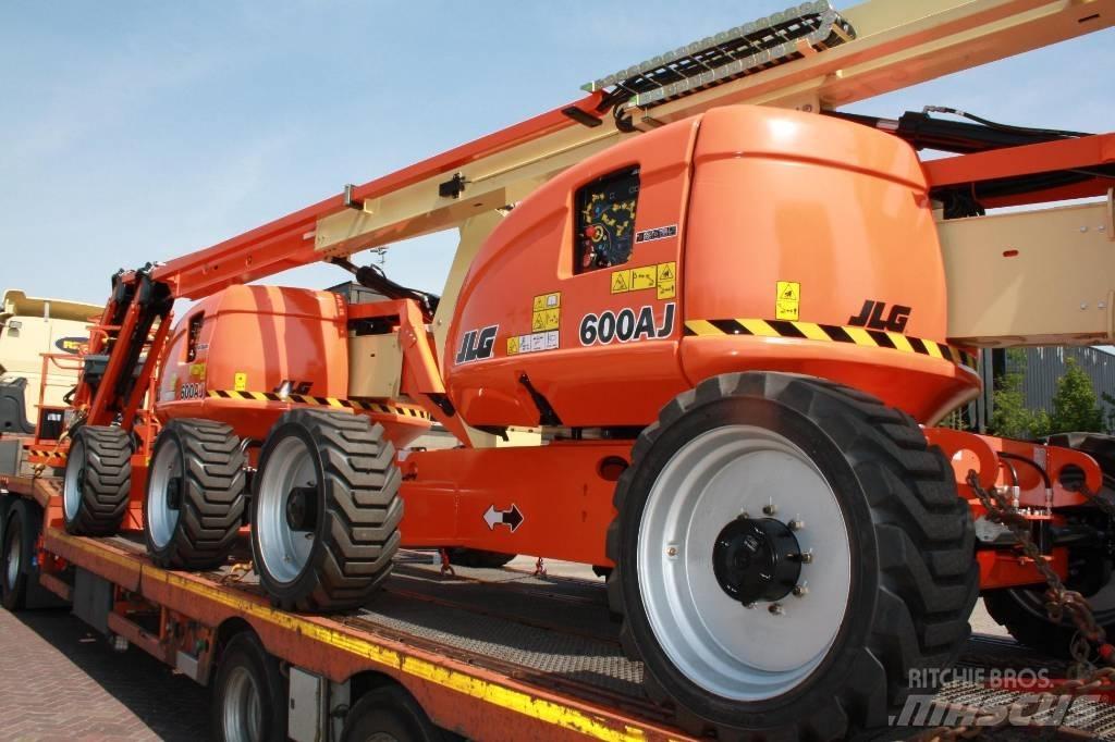 JLG 600 AJ Bomlifte med knækarm