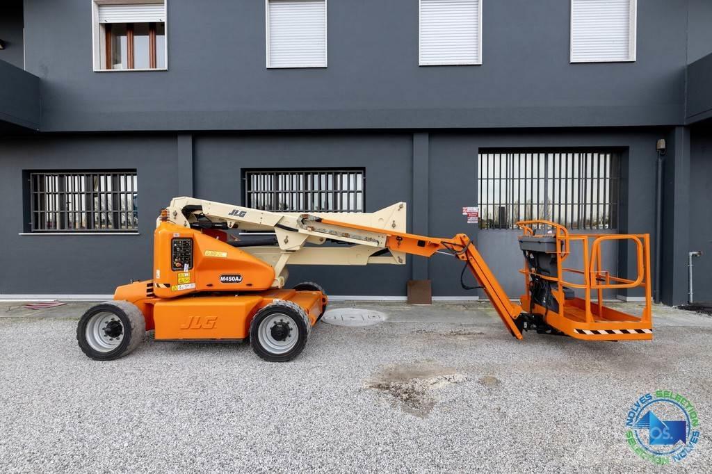 JLG M450AJ Bomlifte med knækarm