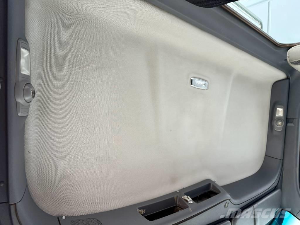 Peterbilt 567 Trækkere