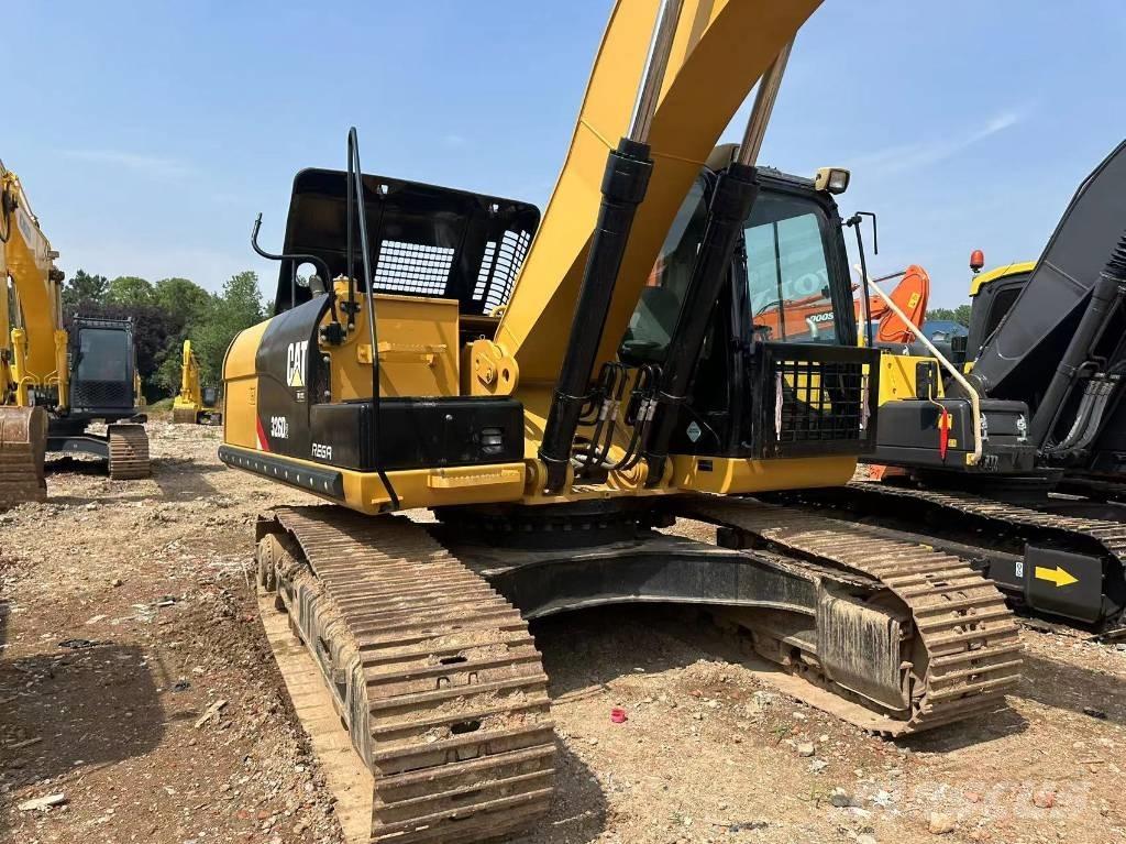 CAT 326 Gravemaskiner på larvebånd