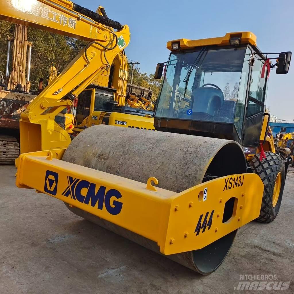 XCMG XS 143J Enkelt tromle
