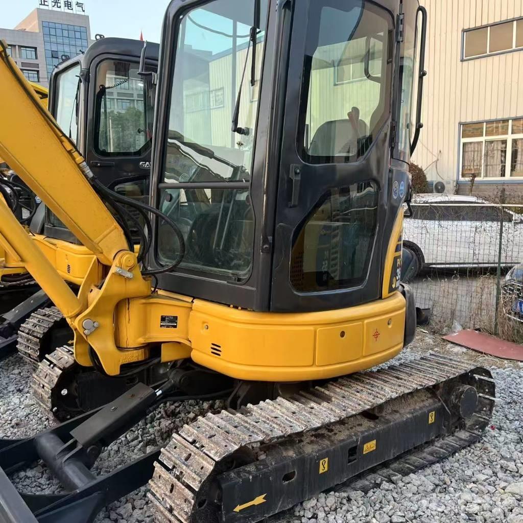 Komatsu PC 35 MR Minigravemaskiner