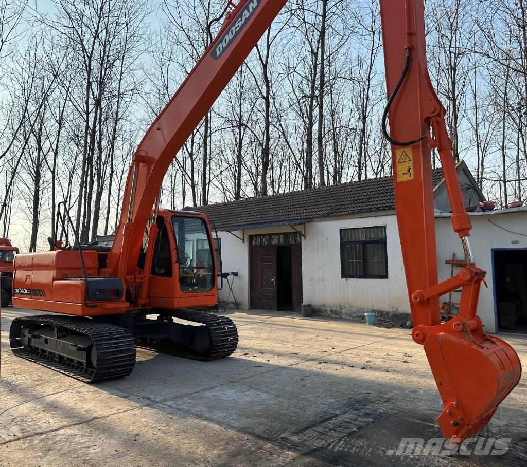 Doosan DX140 Gravemaskiner på larvebånd
