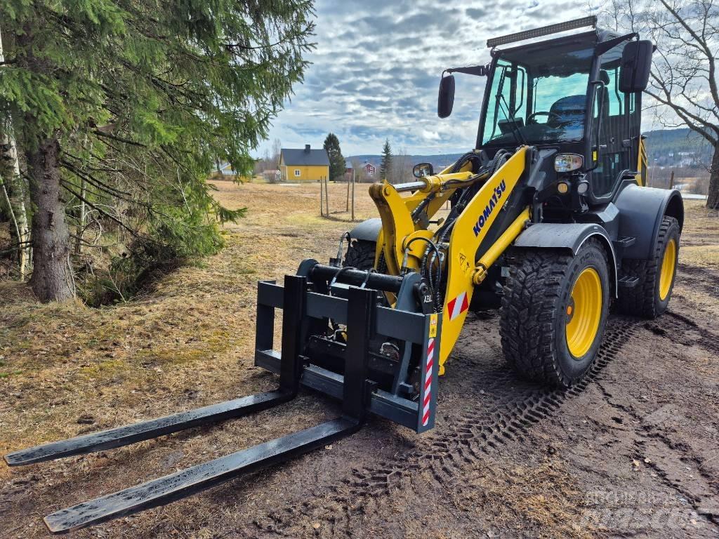 Komatsu WA 100 M Læssemaskiner på hjul