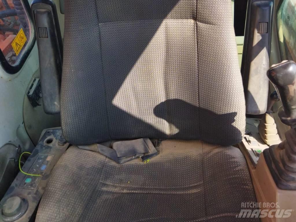 Daewoo 210 W-V Gravemaskiner på hjul