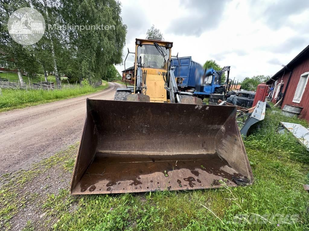 Volvo BM 4300 Læssemaskiner på hjul