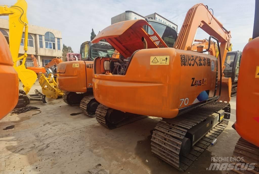 Hitachi ZX 70 Gravemaskiner på larvebånd