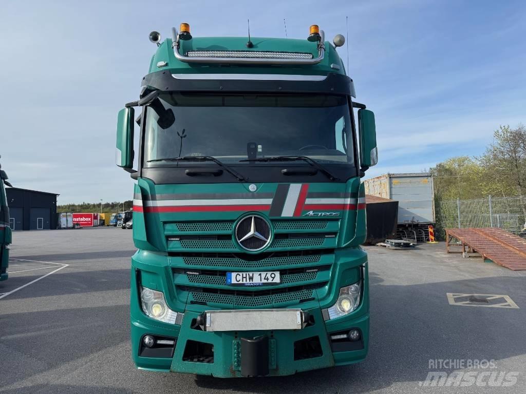 Mercedes-Benz  Trækkere