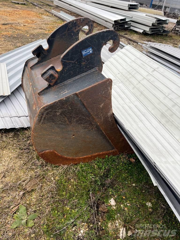CASE WX 148 Gravemaskiner på hjul