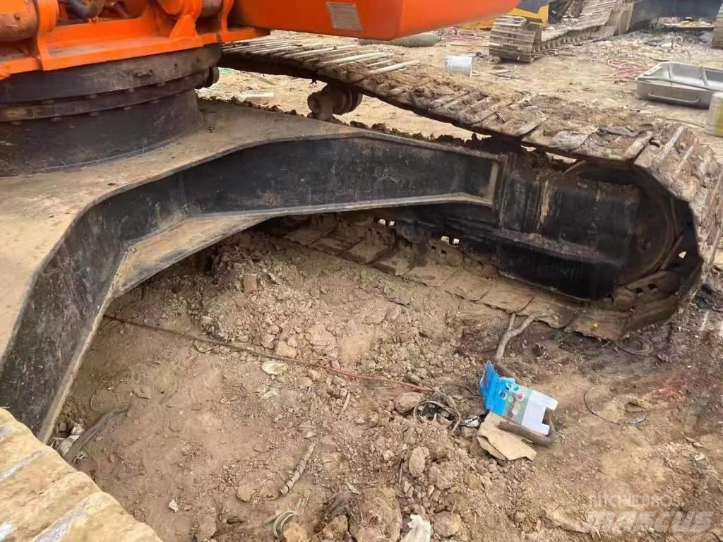 Doosan DH220LC-5 Gravemaskiner på larvebånd