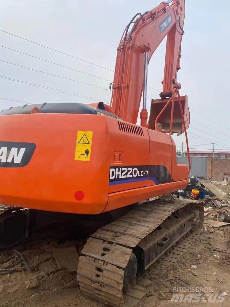 Doosan DH220LC-5 Gravemaskiner på larvebånd