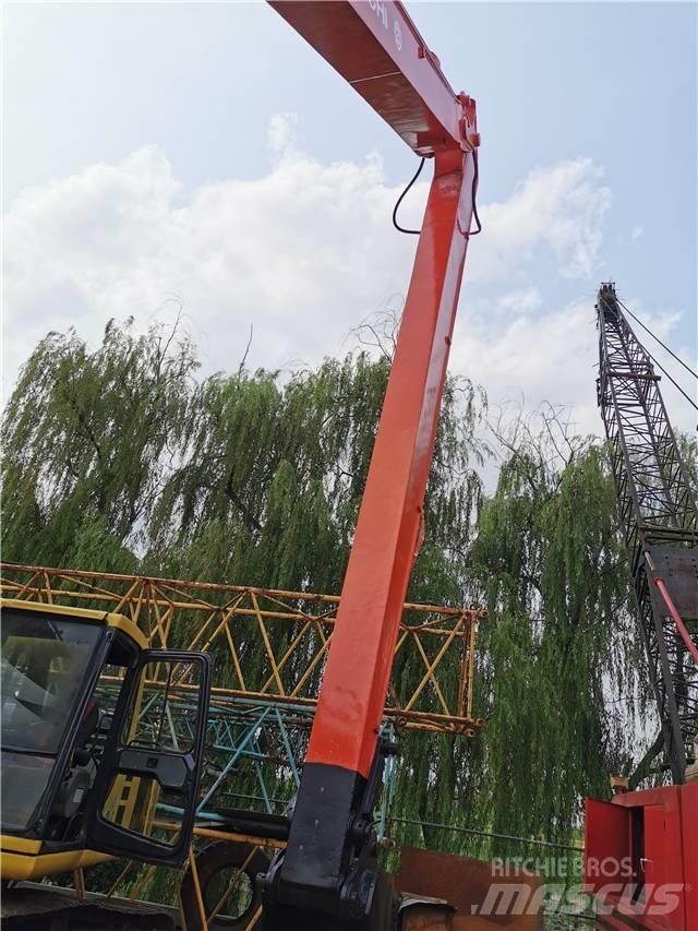 Hitachi EX 220 LC Gravemaskiner på larvebånd