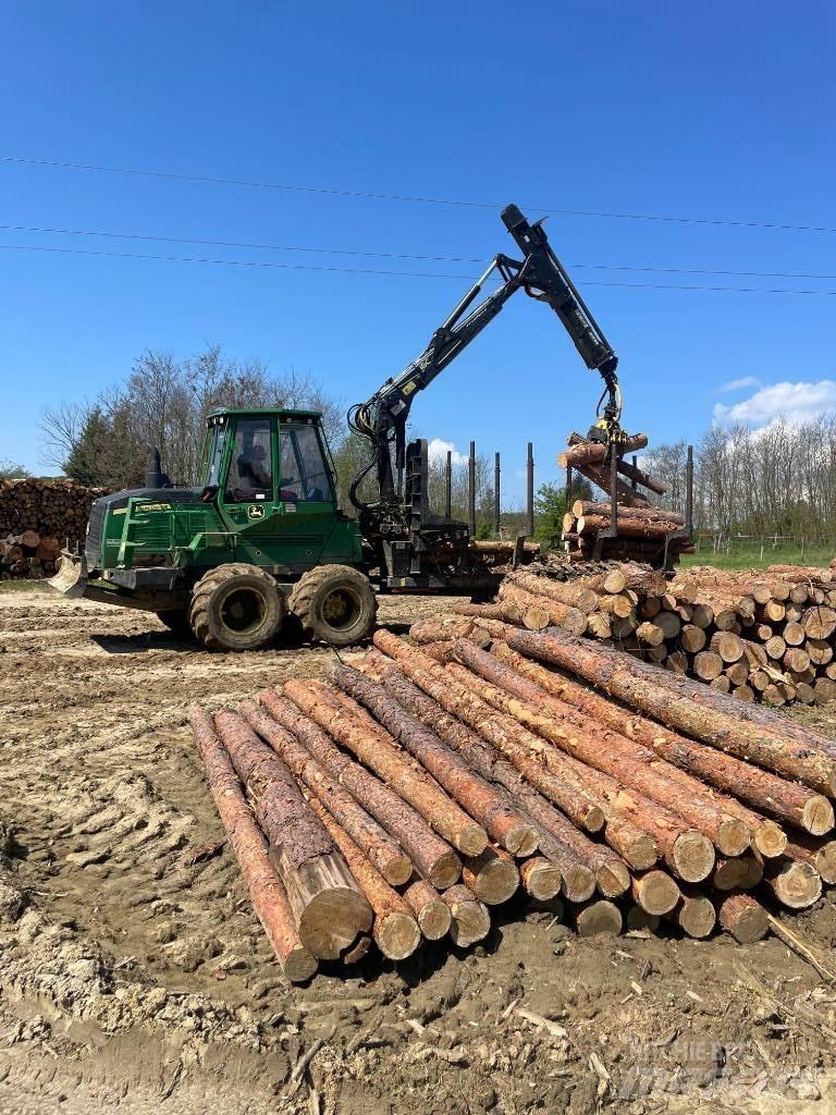 John Deere 1110G Udkørselsmaskiner