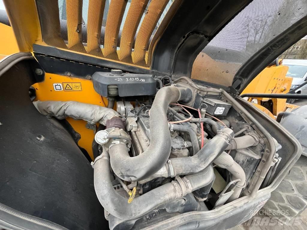 JCB 535-125 Teleskoplæssere