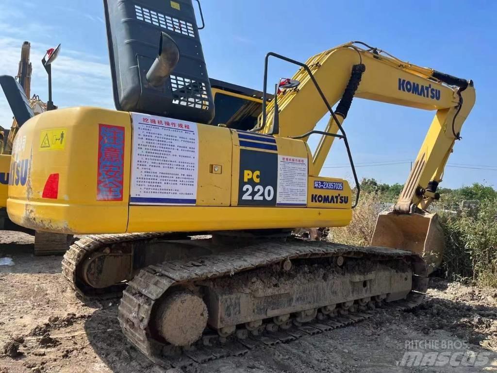 Komatsu PC 220 Gravemaskiner på larvebånd