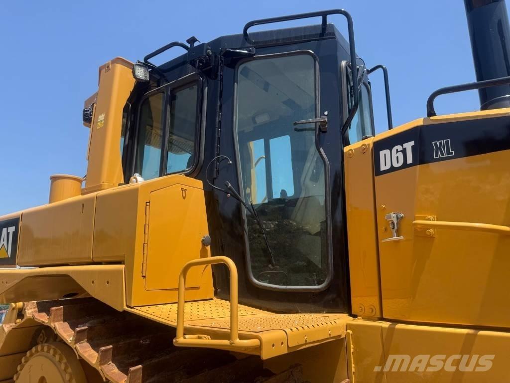 CAT D 6 T XL Bulldozer på larvebånd