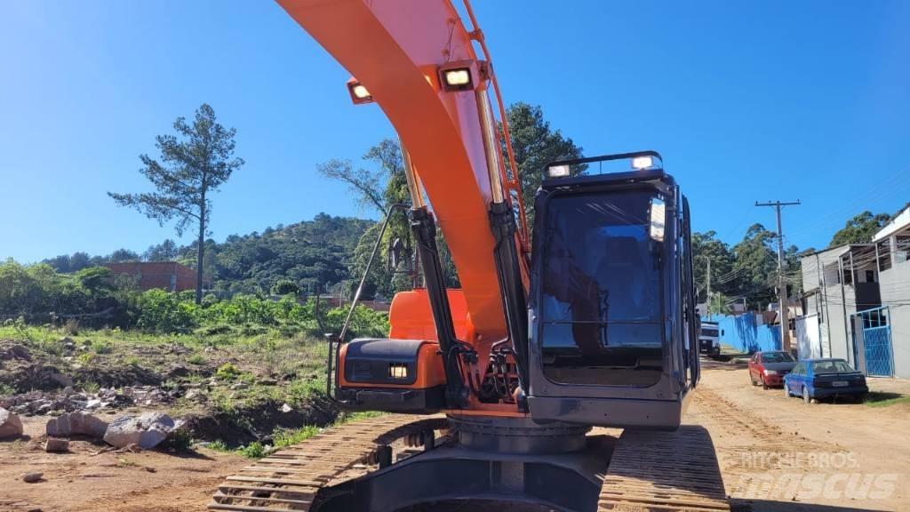 Doosan DX 225 LCA Gravemaskiner på larvebånd