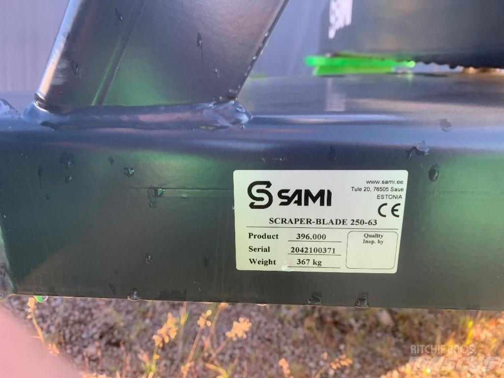 Sami 250-63 Vejhøvle