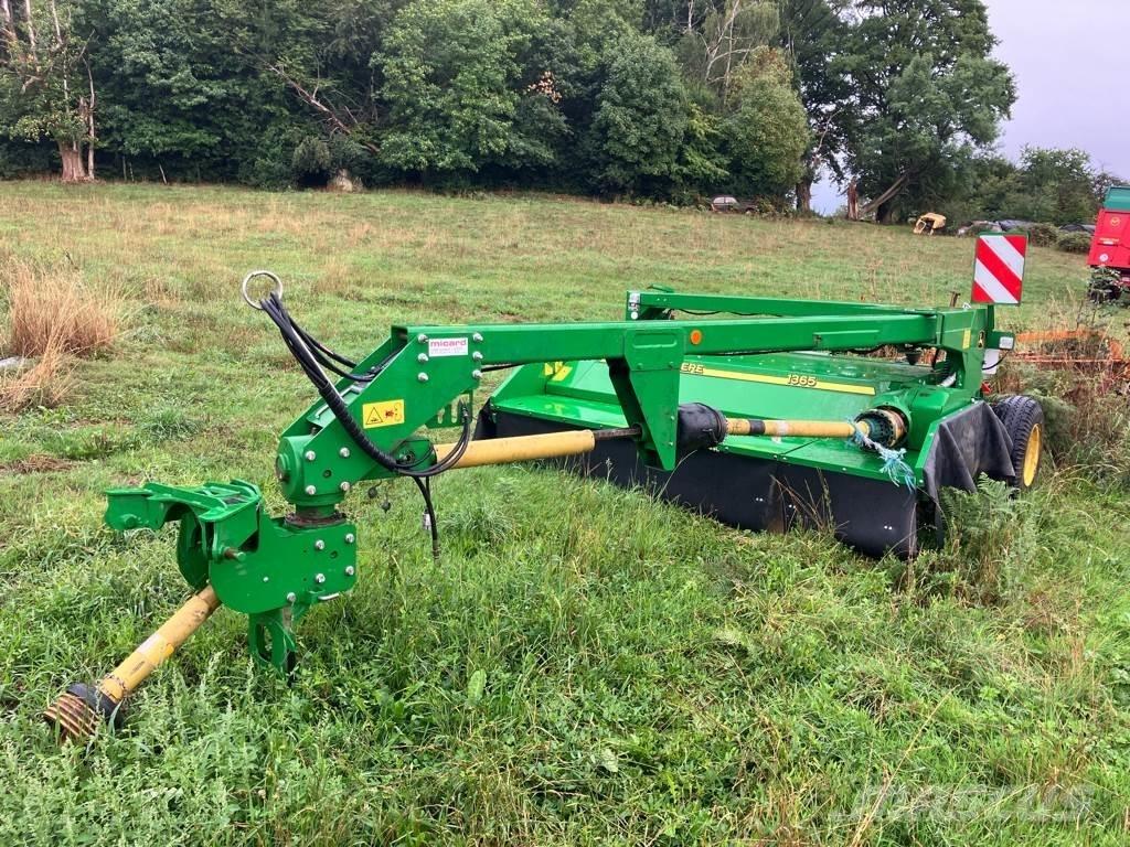 John Deere 1365 Monterede og efterspændte slåmaskiner