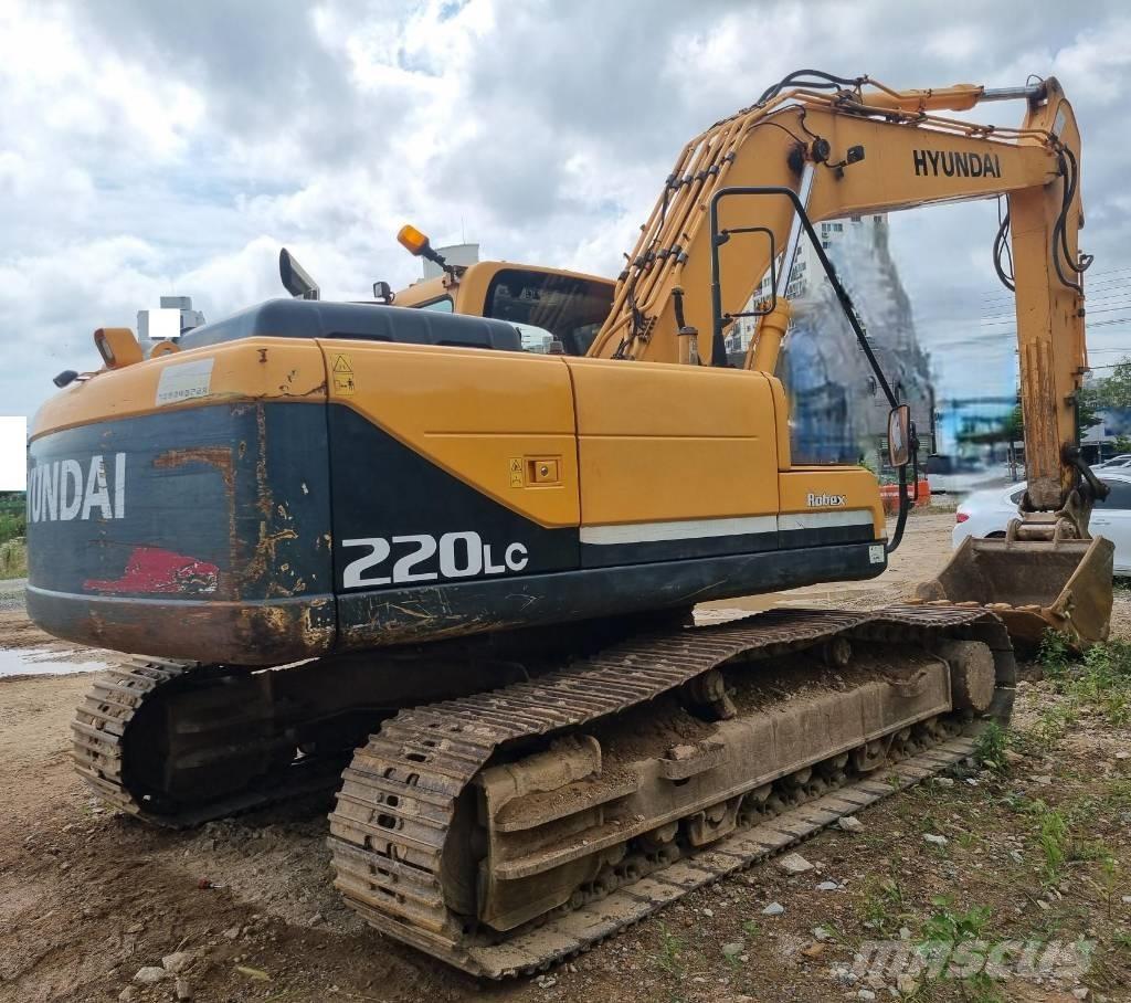 Hyundai Robex 220 LC Gravemaskiner på larvebånd