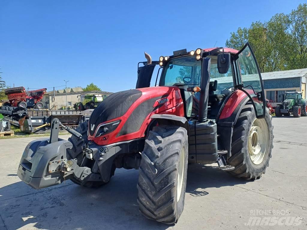 Valtra T 234 A Traktorer