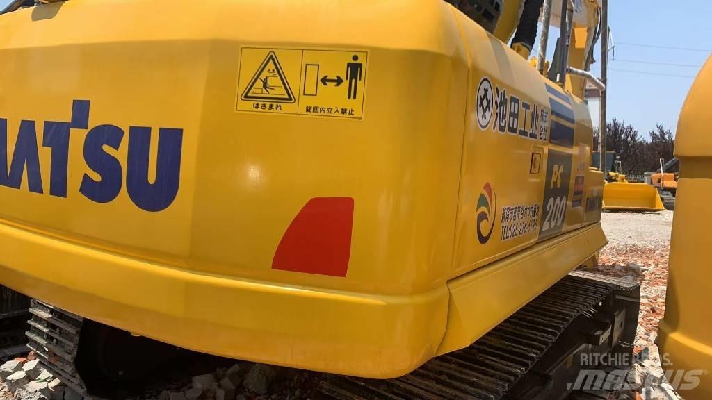 Komatsu PC 200-8N1 Gravemaskiner på larvebånd