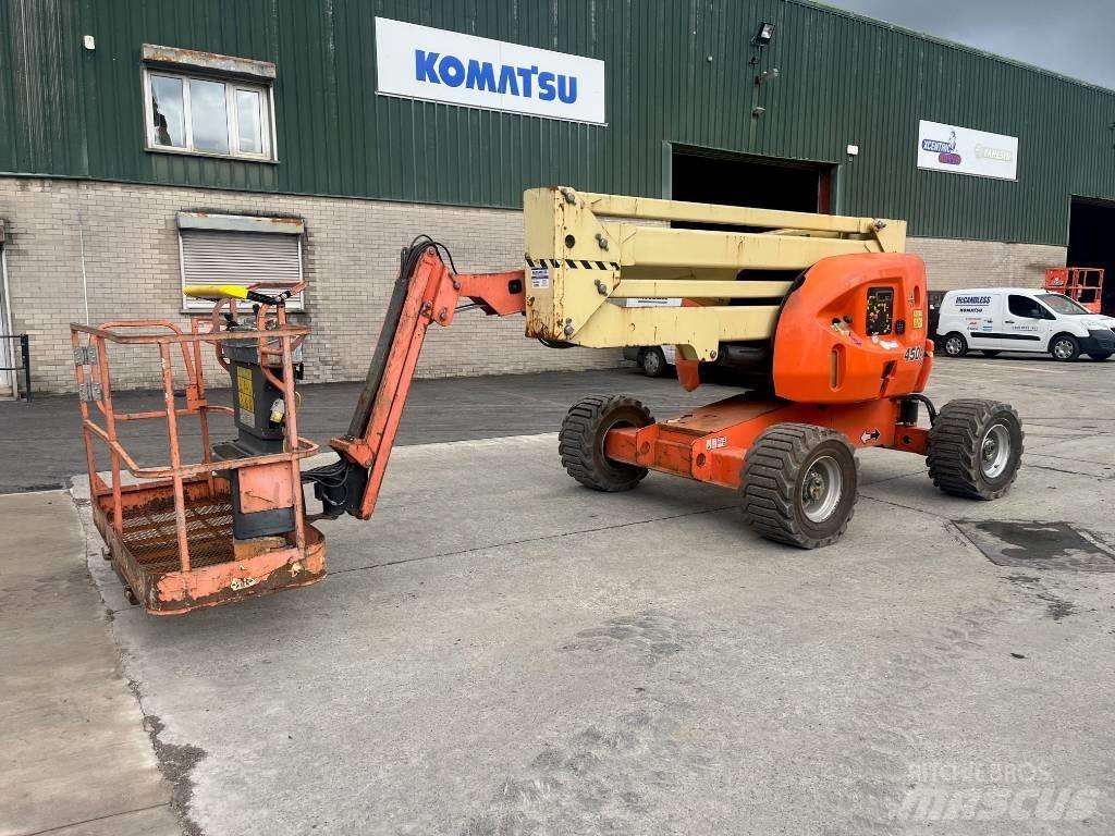 JLG 450 AJ Bomlifte med knækarm