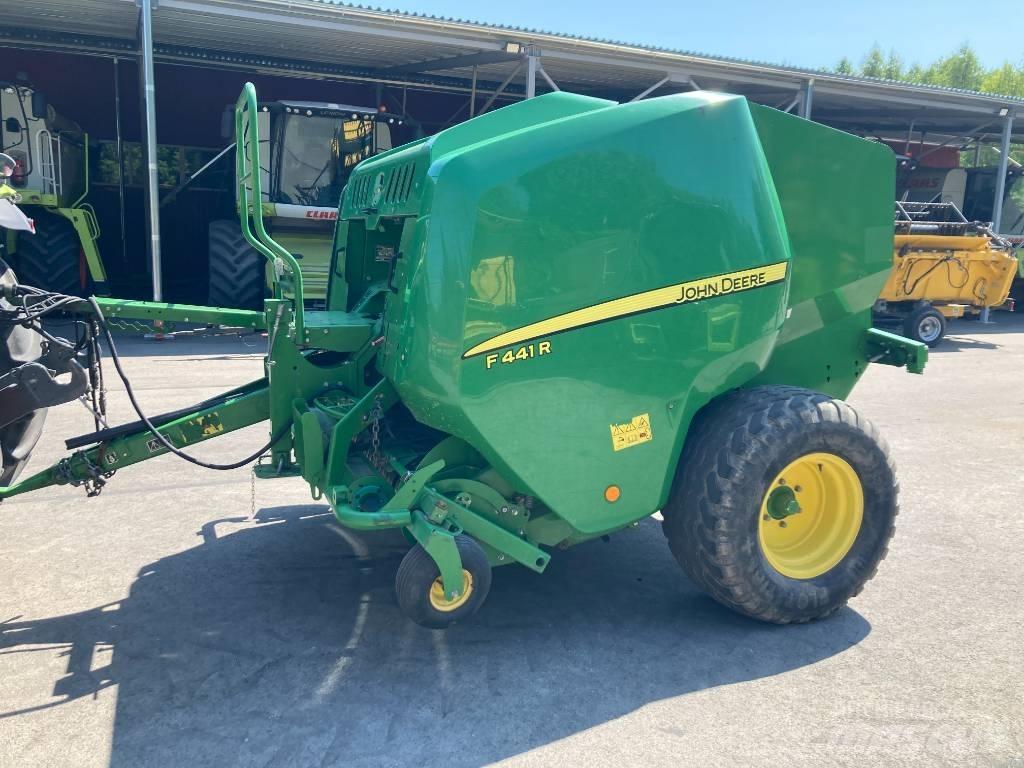 John Deere F441R Rundballe-pressere
