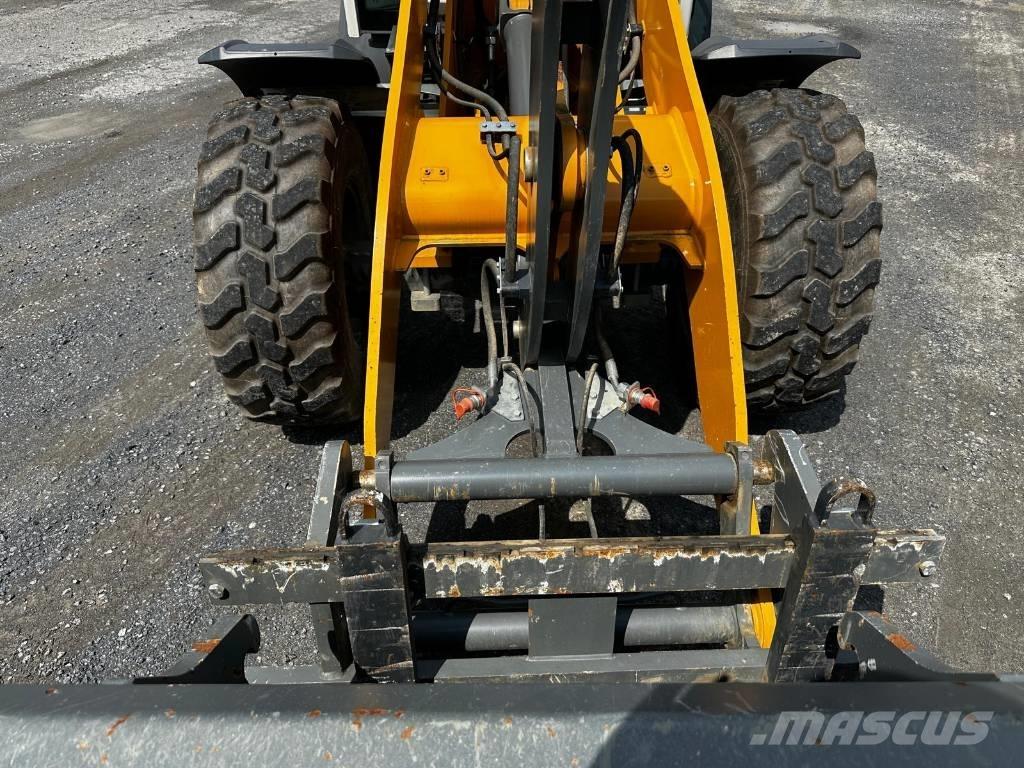 Liebherr 504 Compact Læssemaskiner på hjul