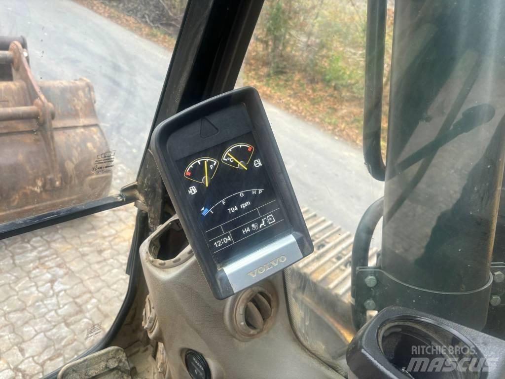 Volvo EC 220 DL Gravemaskiner på larvebånd