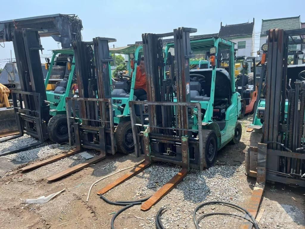 Mitsubishi FD 30 N Diesel gaffeltrucks