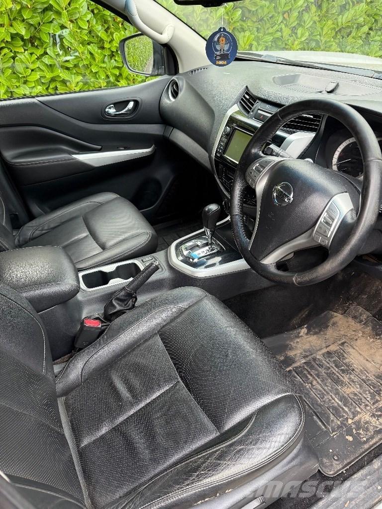 Nissan Navara Pickup/Sideaflæsning