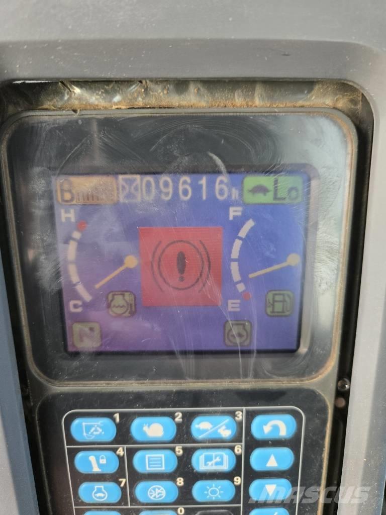 Komatsu PW 180-7EO Gravemaskiner på hjul