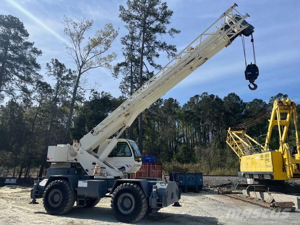 Terex RT 230-1 Kraner til hårdt terræn