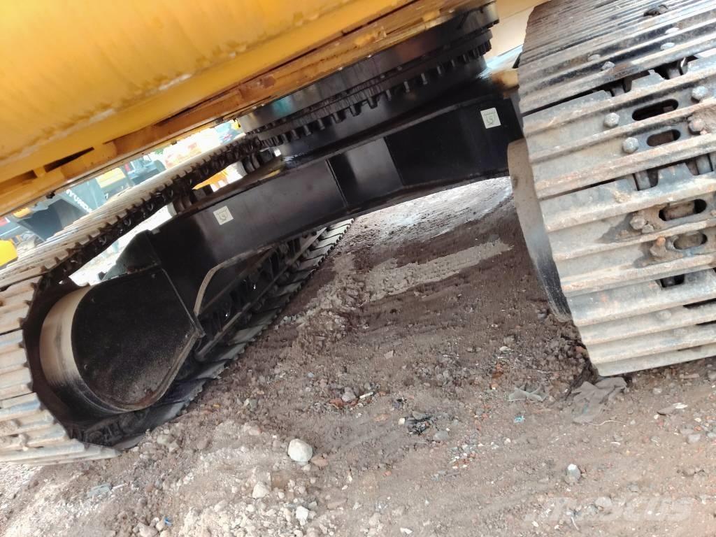 CAT 330 D Gravemaskiner på larvebånd