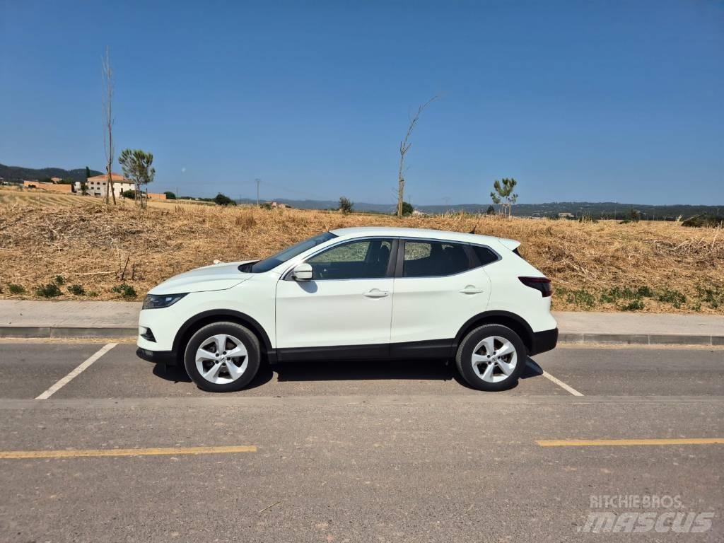 Nissan Qashqai Biler