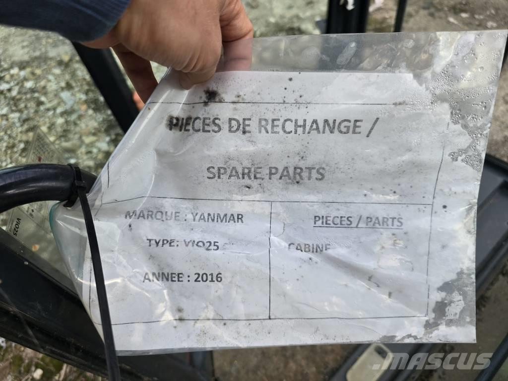 Yanmar Vio 25 Cabine Kabiner og interiør