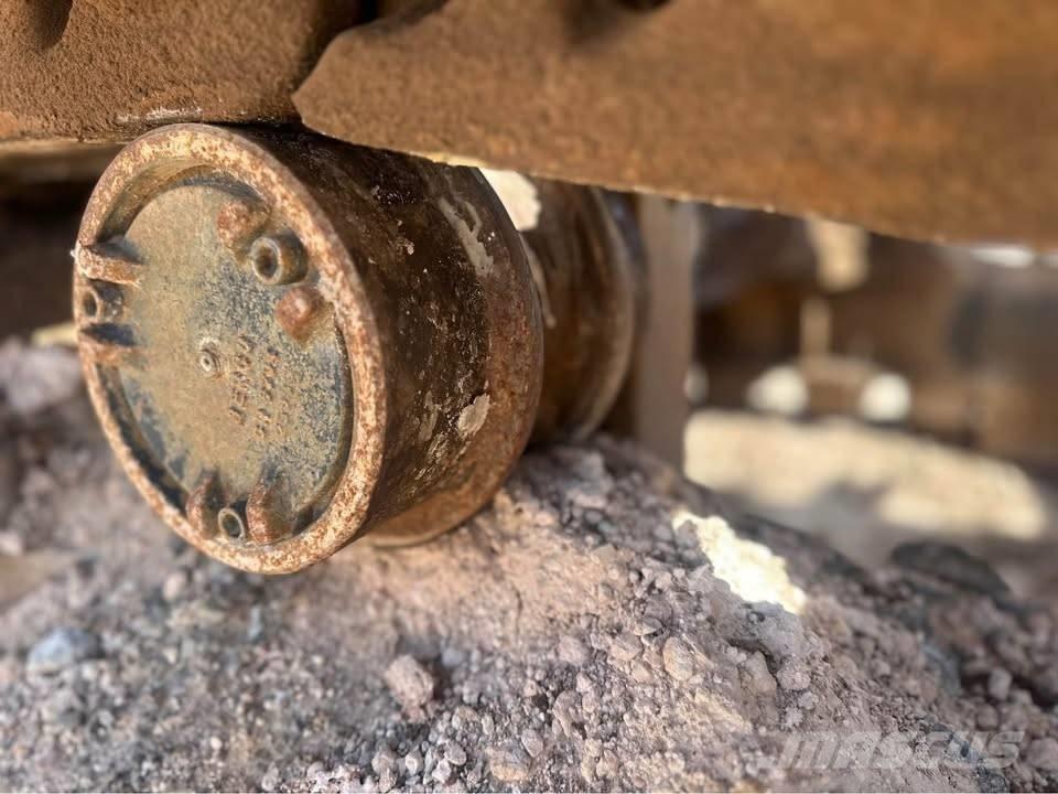 CAT 375 B Gravemaskiner på larvebånd