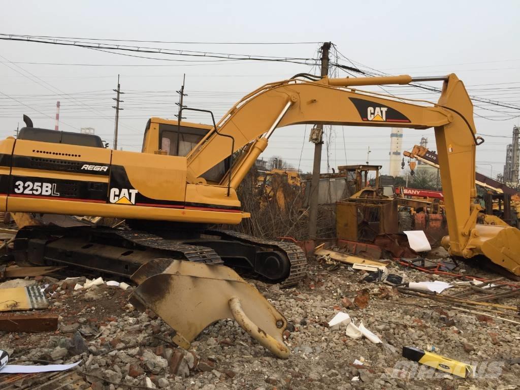 CAT 325 B L Gravemaskiner på larvebånd