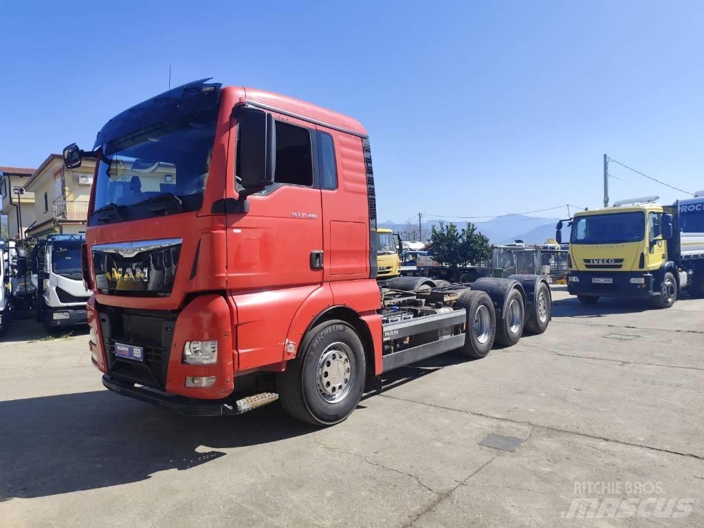 MAN TGS 35.480 Autotransportere / Knæklad