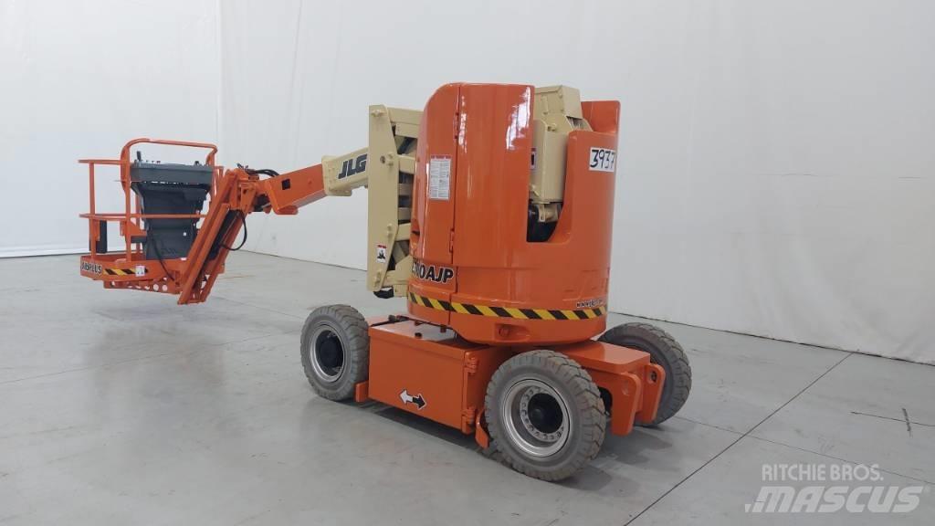 JLG E300AJP Bomlifte med knækarm