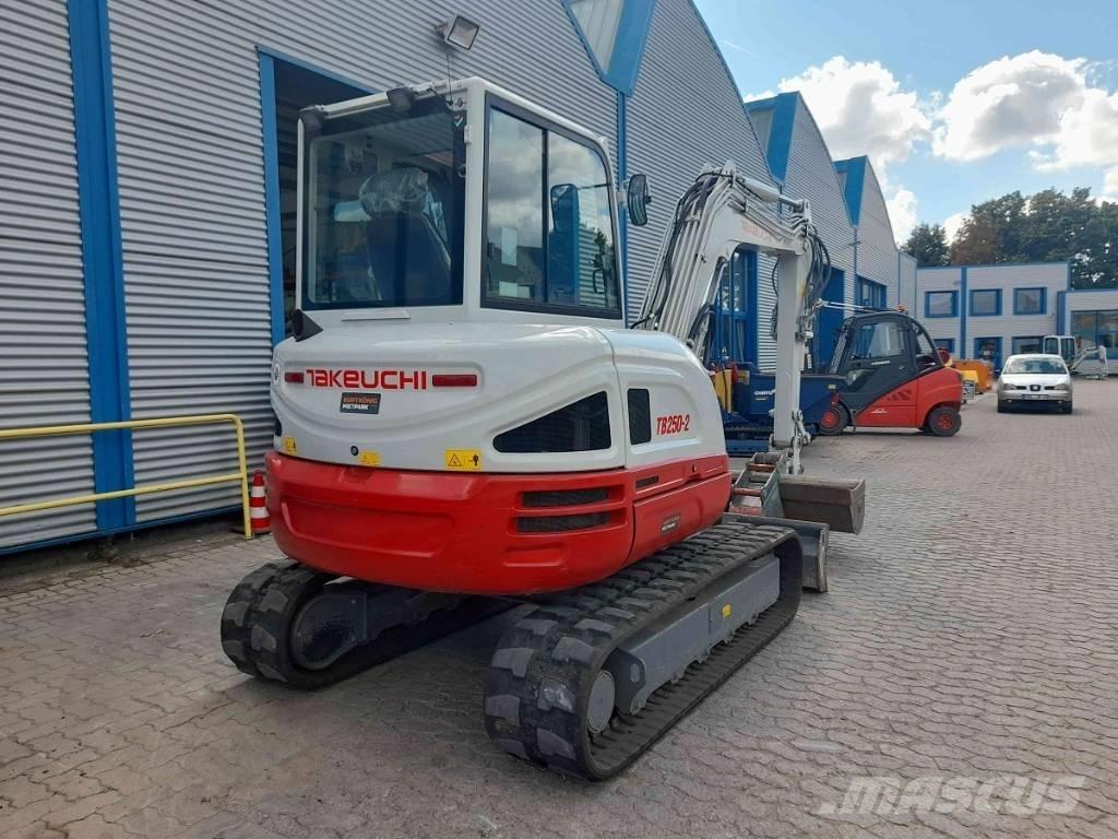 Takeuchi TB 250-2 Minigravemaskiner