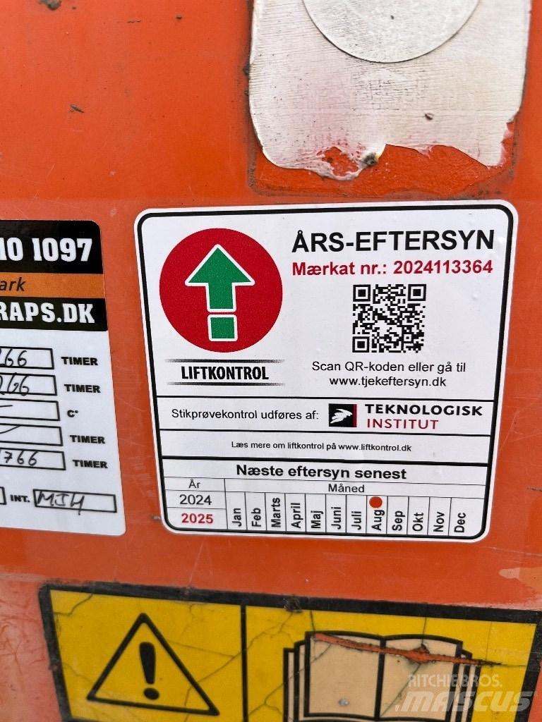 JLG 600 AJ Bomlifte med knækarm